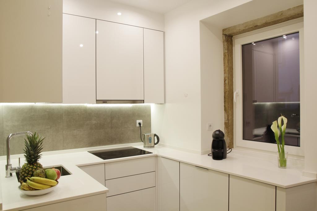 Design Duplex Apartment Ba/ Chiado Лиссабон Номер фото