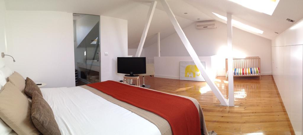 Design Duplex Apartment Ba/ Chiado Лиссабон Номер фото