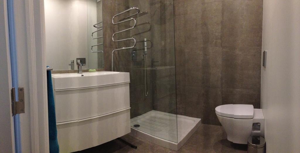Design Duplex Apartment Ba/ Chiado Лиссабон Номер фото